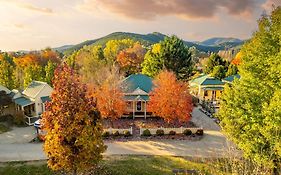 Autumn Beauty - Garden Cottage 4